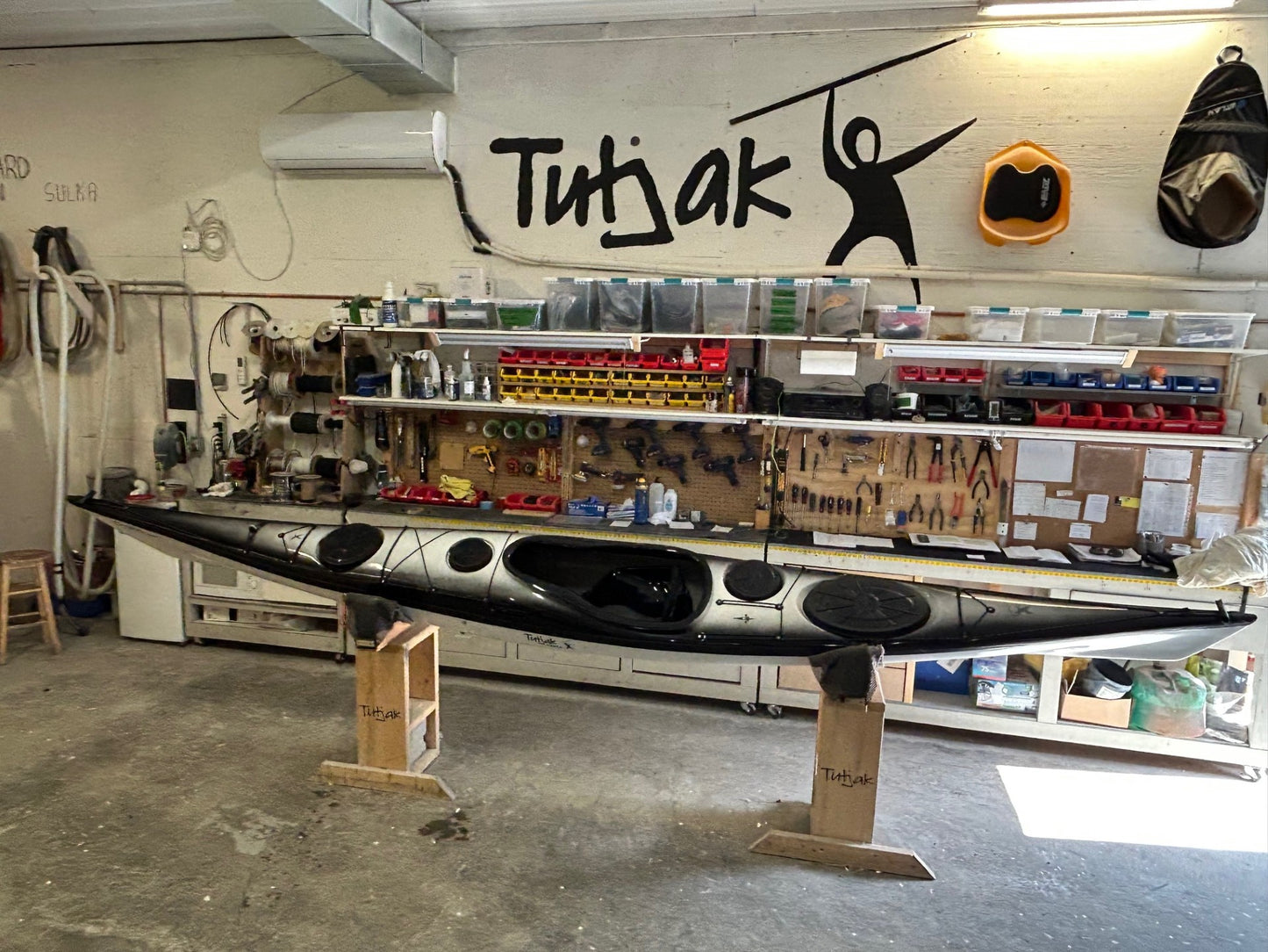 Le Drakkar, le playboat style anglais, idéal pour les vagues et le plaisir !