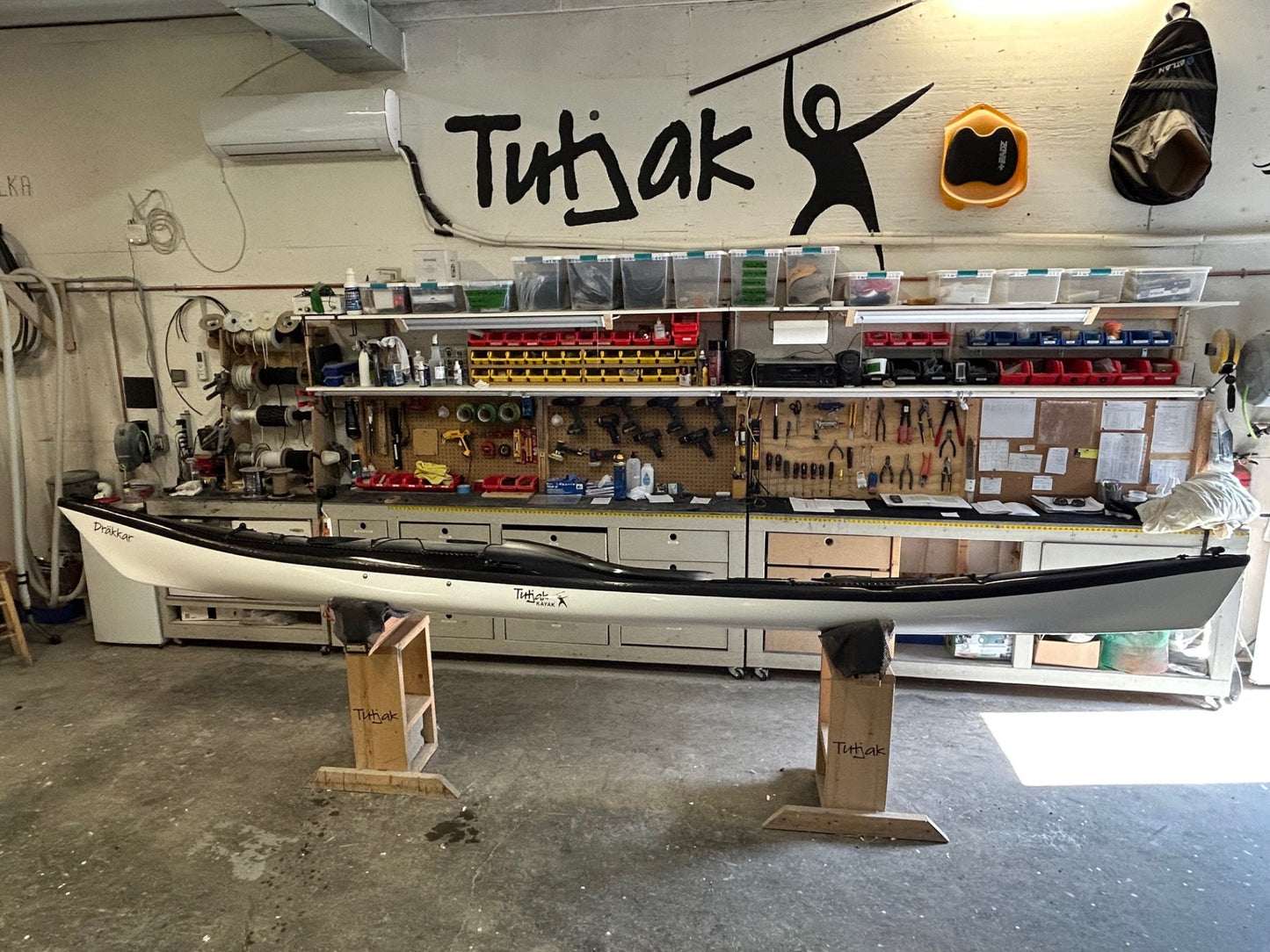 Le Drakkar, le playboat style anglais, idéal pour les vagues et le plaisir !